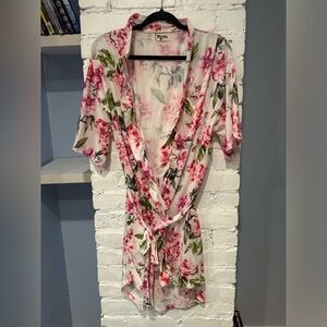 Show Me Your Mumu Womens One Size Pink Flower Robe‎ with belt, Garden of Blooms